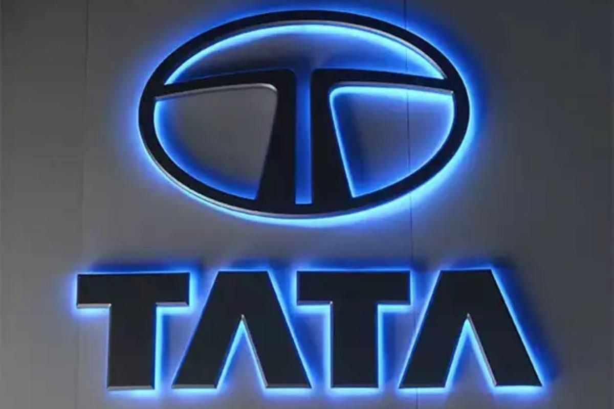 Tata Motors Share Price Dips 3% Post JLR Q3 Numbers: Wholesale Rises, Retail Declines